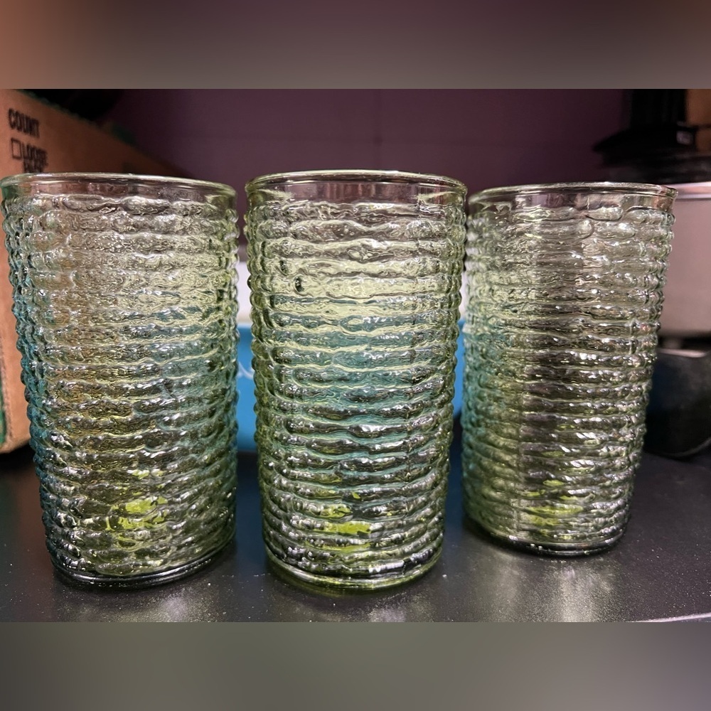 3 Vintage Avocado Green Anchor Hocking Sorono Pressed Bark Ribbed Glasses